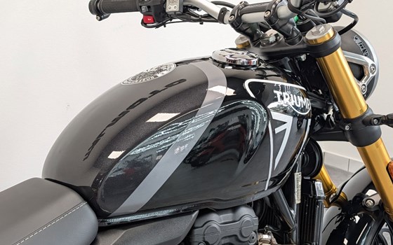 Gebrauchtmotorrad Triumph Speed 400 - Bild 9