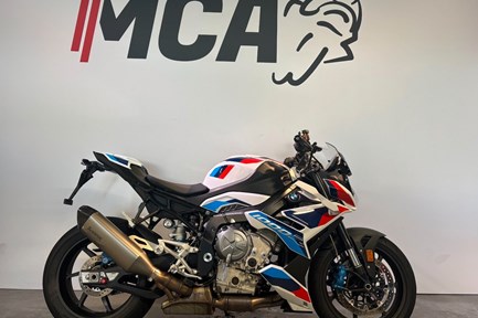 BMW M 1000 R