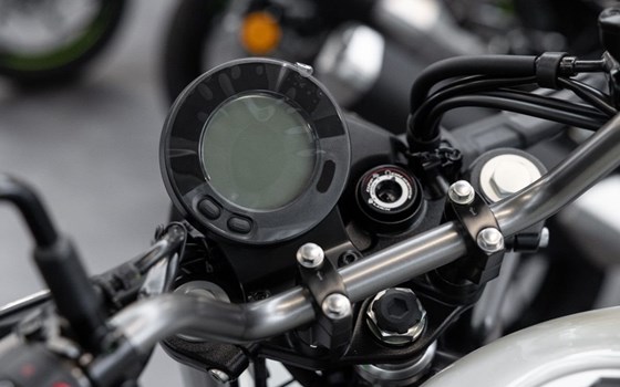 Gebrauchtmotorrad Kawasaki Eliminator 500 - Bild 9