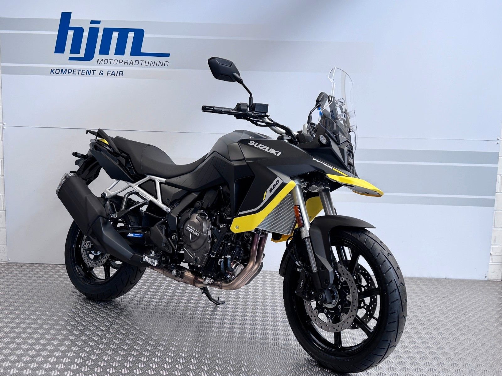 Suzuki V-Strom 800