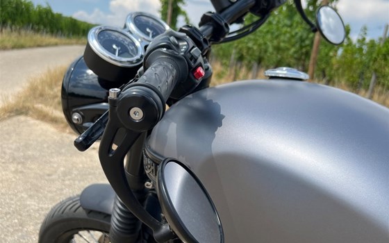 Gebrauchtmotorrad Triumph Bonneville T120 Black - Bild 14