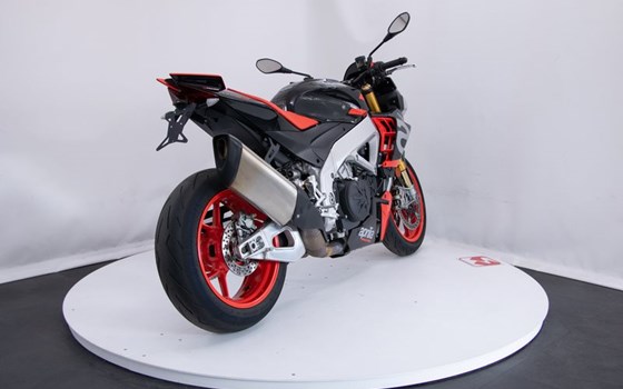 Gebrauchtmotorrad Aprilia Tuono V4 1100 Factory - Bild 6