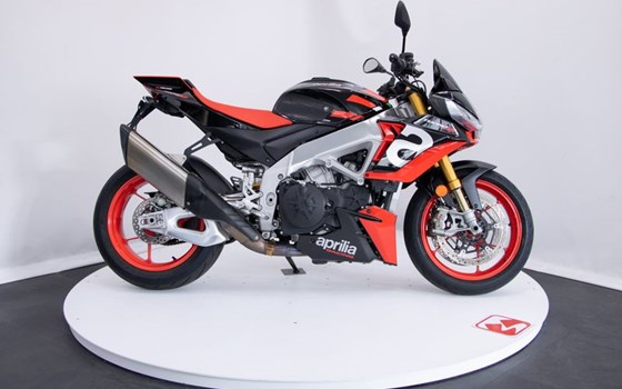 Gebrauchtmotorrad Aprilia Tuono V4 1100 Factory - Bild 7
