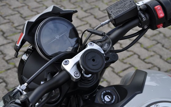 Gebrauchtmotorrad Triumph Trident 800 - Bild 10