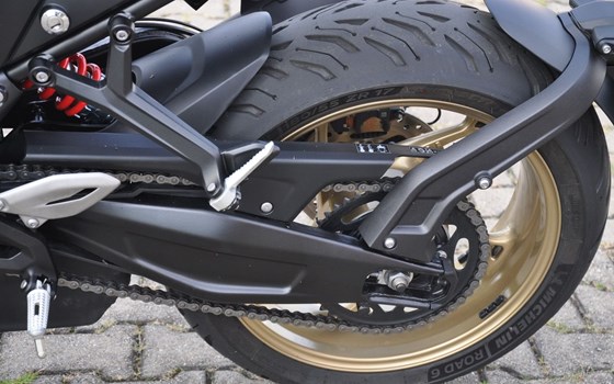 Gebrauchtmotorrad Triumph Trident 800 - Bild 15