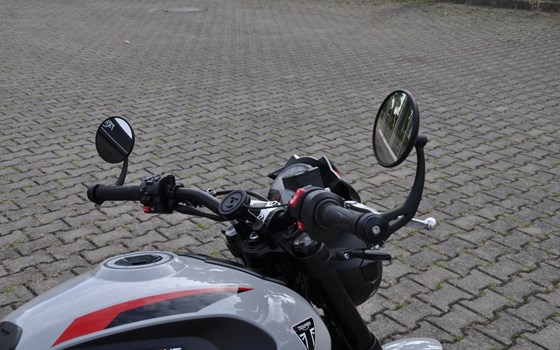 Gebrauchtmotorrad Triumph Trident 800 - Bild 7