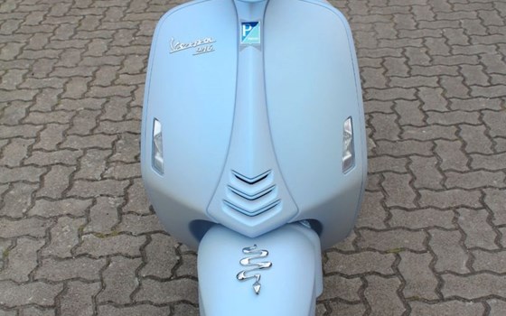 Neufahrzeug Vespa 946 Snake - Bild 2
