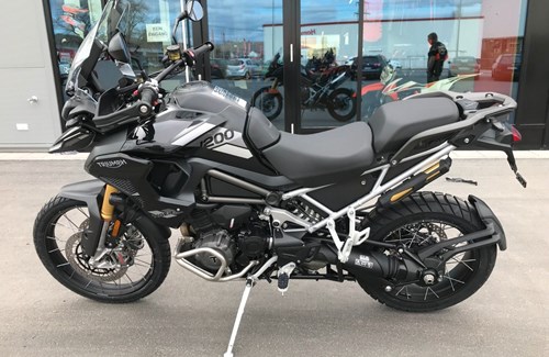 Neumotorrad Triumph Tiger 1200 Rally PRO