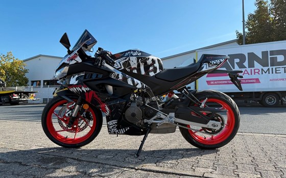 Neufahrzeug Aprilia RS 457 - Bild 4