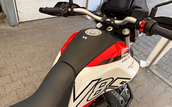 Gebrauchtmotorrad Moto Guzzi V85 TT - Bild 4