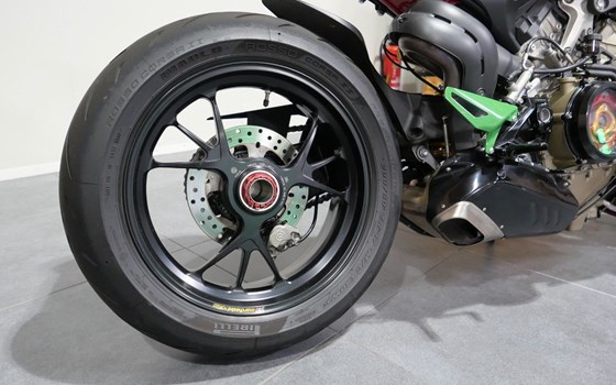 Gebrauchtmotorrad Ducati Streetfighter V4 S - Bild 10