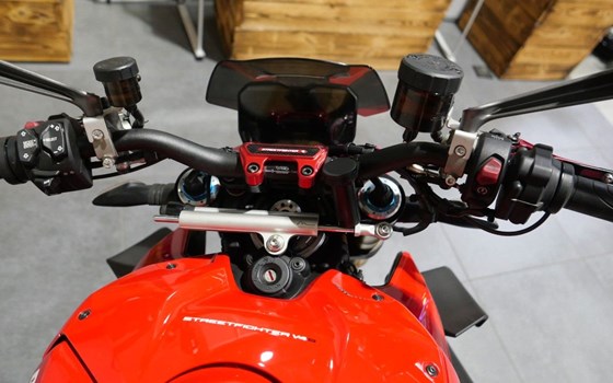 Gebrauchtmotorrad Ducati Streetfighter V4 S - Bild 6