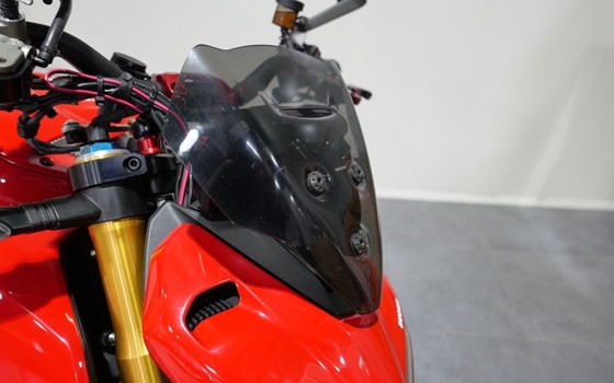 Gebrauchtmotorrad Ducati Streetfighter V4 S - Bild 7