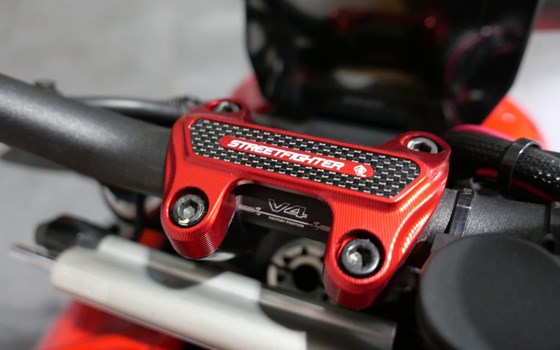 Gebrauchtmotorrad Ducati Streetfighter V4 S - Bild 9