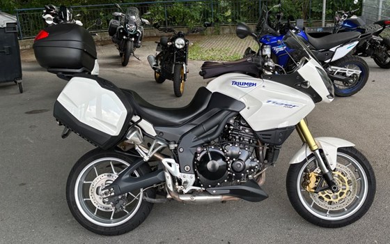 Gebrauchtmotorrad Triumph Tiger 1050 - Bild 4