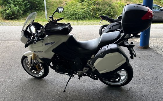 Gebrauchtmotorrad Triumph Tiger 1050 - Bild 8