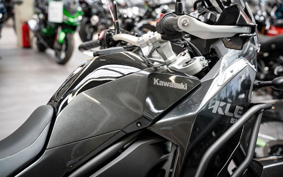 Neufahrzeug Kawasaki KLE 500 - Bild 8