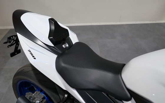 Gebrauchtmotorrad Suzuki GSX-S750 - Bild 5