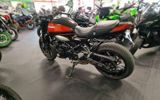 Gebrauchtmotorrad Kawasaki Z900 RS - Bild 4