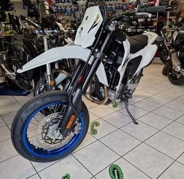 Neufahrzeug Suzuki DR-Z4SM - Bild 6
