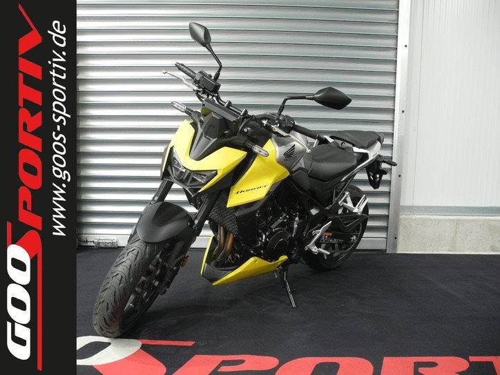 Honda CB750 Hornet E-Clutch
