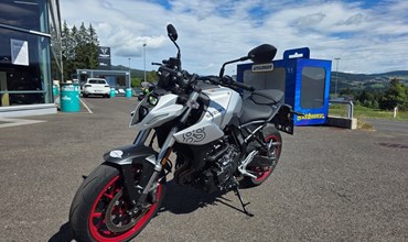 Suzuki GSX-8S