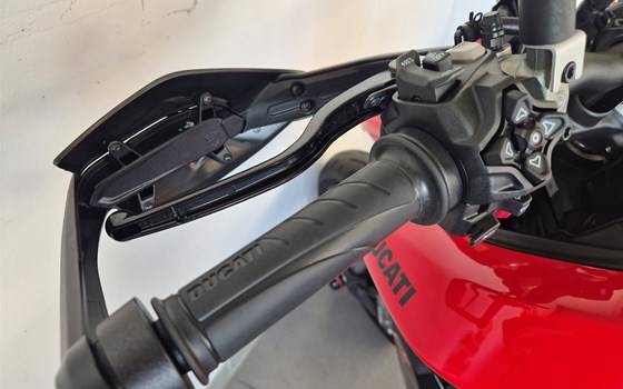 Gebrauchtmotorrad Ducati Hypermotard V2 - Bild 11