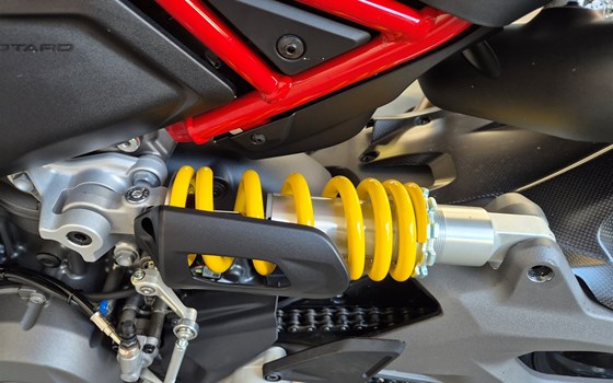 Gebrauchtmotorrad Ducati Hypermotard V2 - Bild 5