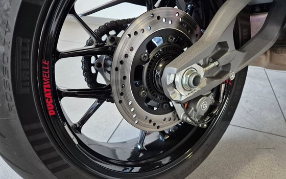 Gebrauchtmotorrad Ducati Monster + - Bild 18