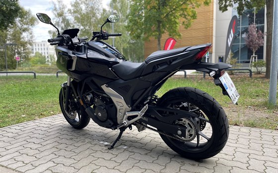 Gebrauchtmotorrad Honda NC750X DCT - Bild 6