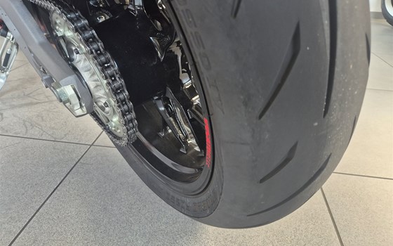 Gebrauchtmotorrad Ducati Panigale V2 S - Bild 6
