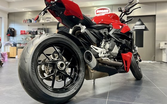 Gebrauchtmotorrad Ducati Streetfighter V2 - Bild 5