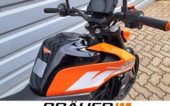 Gebrauchtmotorrad KTM 125 Duke - Bild 7
