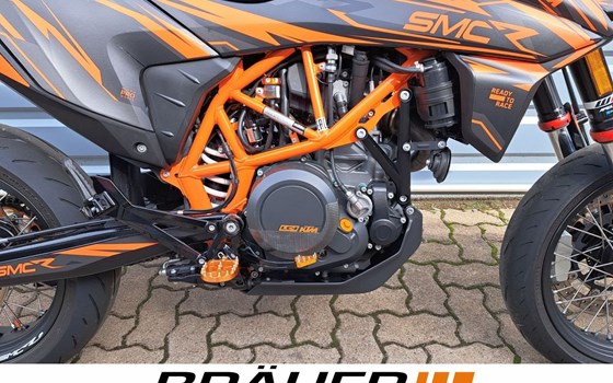 Gebrauchtmotorrad KTM 690 SMC R - Bild 4