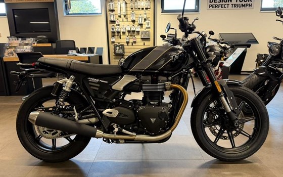 Gebrauchtmotorrad Triumph Speed Twin 900 - Bild 5
