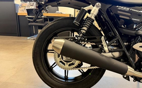 Gebrauchtmotorrad Triumph Speed Twin 900 - Bild 6