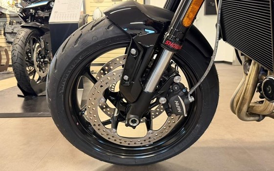Gebrauchtmotorrad Triumph Trident 660 - Bild 6