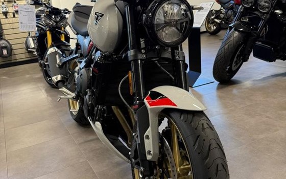 Gebrauchtmotorrad Triumph Trident 800 - Bild 11