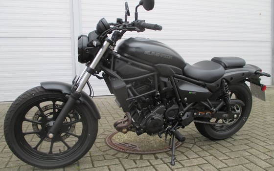 Gebrauchtmotorrad Kawasaki Eliminator 500 - Bild 3