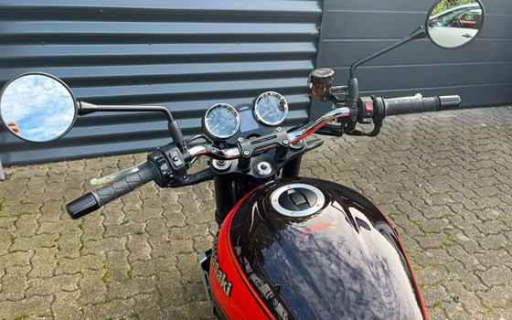 Gebrauchtmotorrad Kawasaki Z900 RS 50th Anniversary - Bild 12