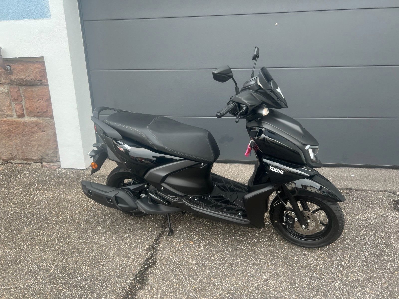 Yamaha RayZR