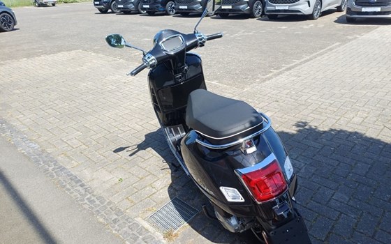 Neufahrzeug Vespa GTS 125 Super - Bild 6