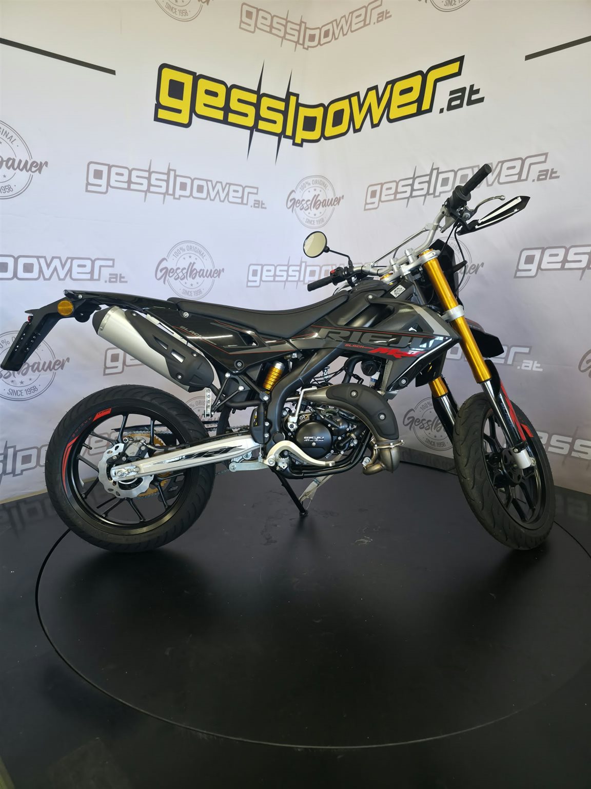 Neumotorrad