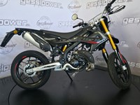 Neumotorrad Rieju MRT 50 All Black 