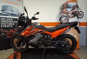 KTM 890 Adventure