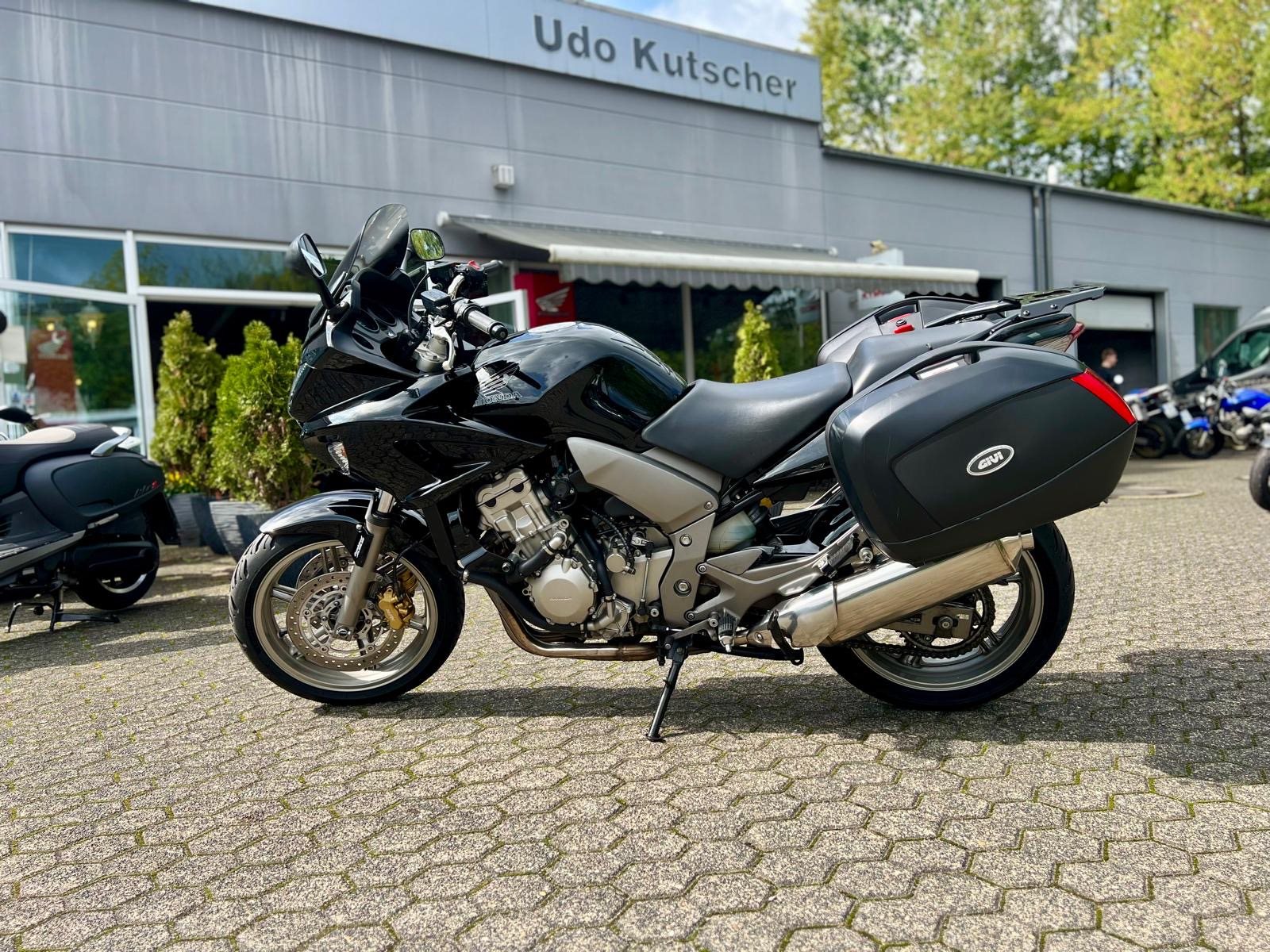Honda CB1000F