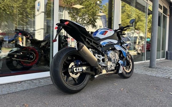Gebrauchtmotorrad BMW M 1000 RR - Bild 3