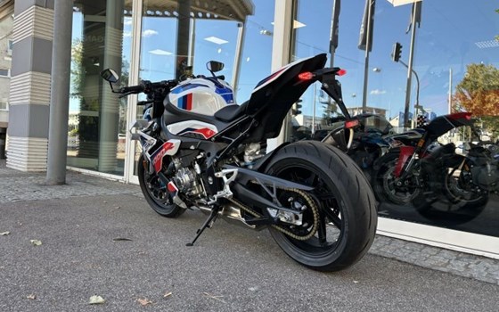 Gebrauchtmotorrad BMW M 1000 RR - Bild 4