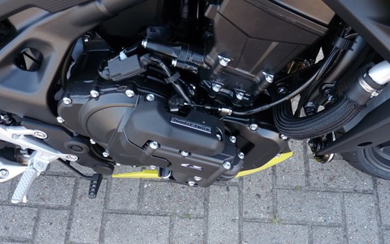 Gebrauchtmotorrad Honda CB750 Hornet E-Clutch - Bild 11