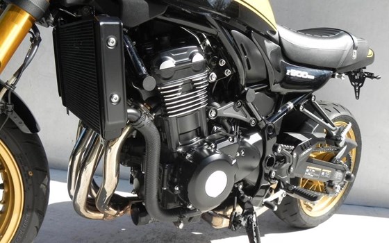 Gebrauchtmotorrad Kawasaki Z900 RS SE - Bild 10